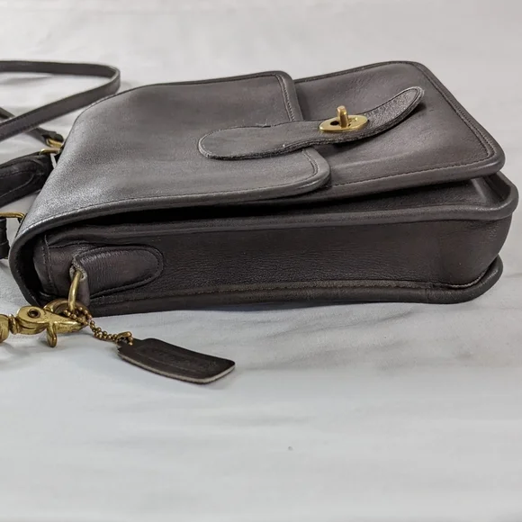 VTG Coach Station Bag Black Leather Crossbody Purse - Picture 4 of 14